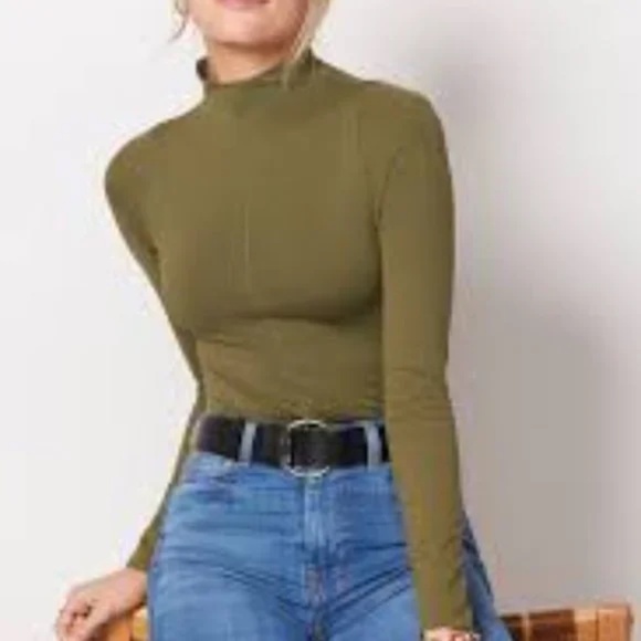 Good American Long Sleeve So Soft Juniper Green Lettuce Edge Mock Bodysuit Sz S - Picture 1 of 6
